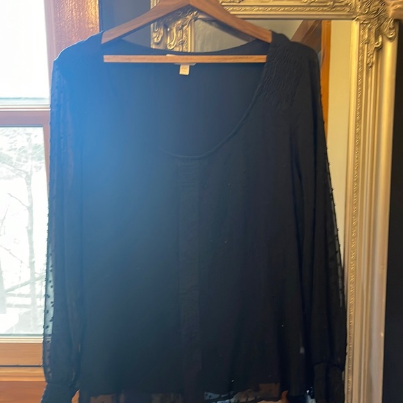 Pretty dress up or down sleeves are see through - Picture 1 of 4